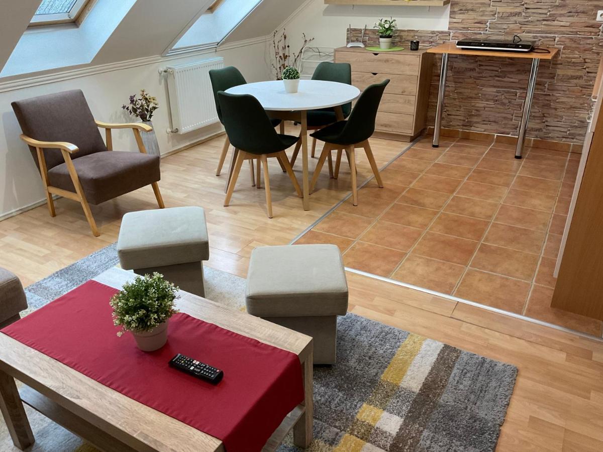 Sport Apartman Hajdúszoboszló Eksteriør bilde